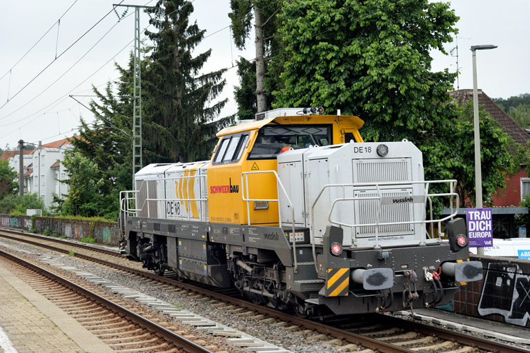 4185 023 als Tfzf 92529 bei km 16,8 (Juni 2024)