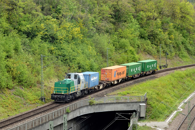580 009 mit DGS 95361 bei km 13,8 (April 2024)