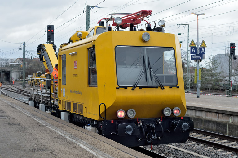 703 107 bei km 15,6 (Januar 2024)