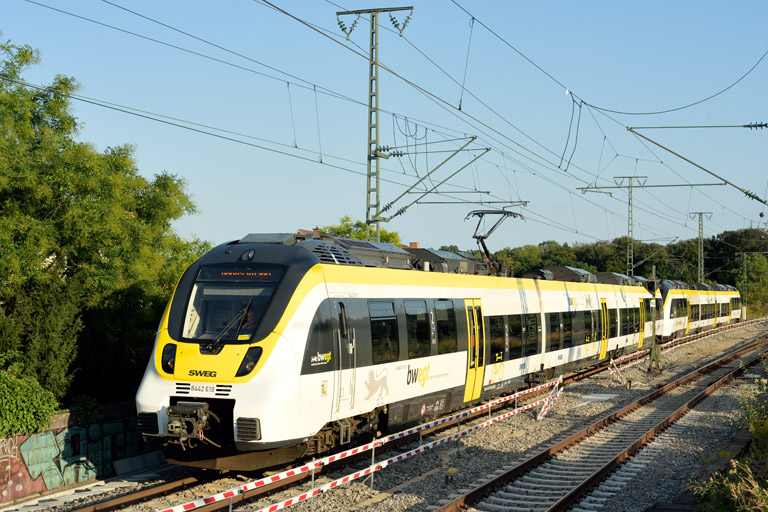 8442 619 und 8442 108 bei km 16,8 (August 2024)