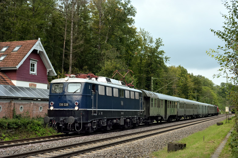 E10 228 bei km 18,2 (Oktober 2024)