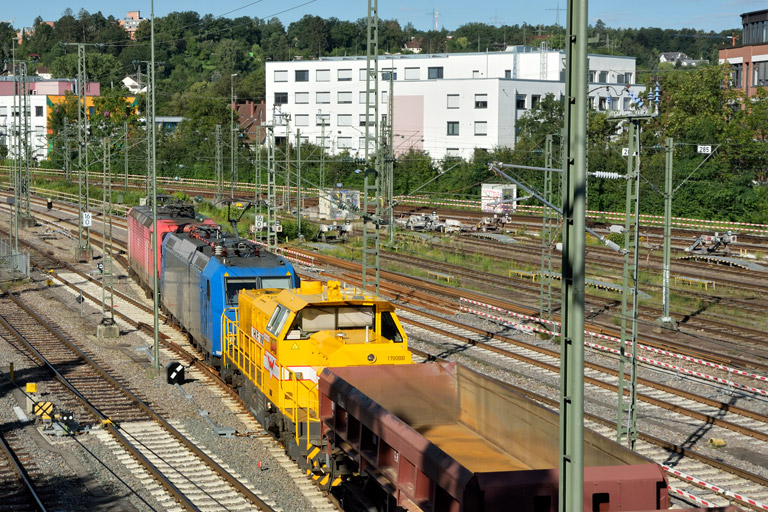 143 348, 185 514 und 1277 803 bei km 16,0 (Juli 2024)