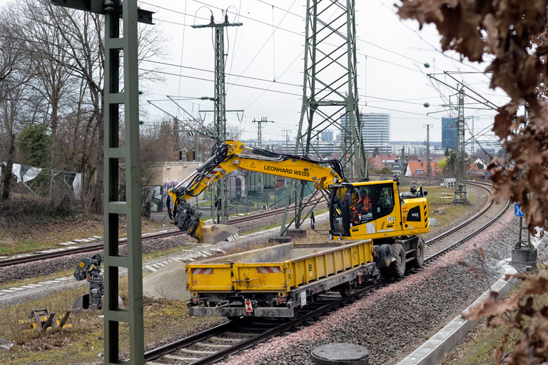 Gleis- und Weichenerneuerung bei km 17,4 (M&auml;rz 2024)