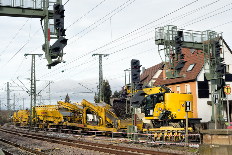 Gleis- und Weichenerneuerung bei km 16,6 (Februar 2024)