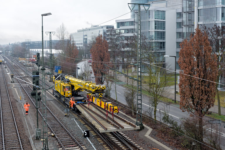 Schienenkranwagen bei km 15,8 (Februar 2024)