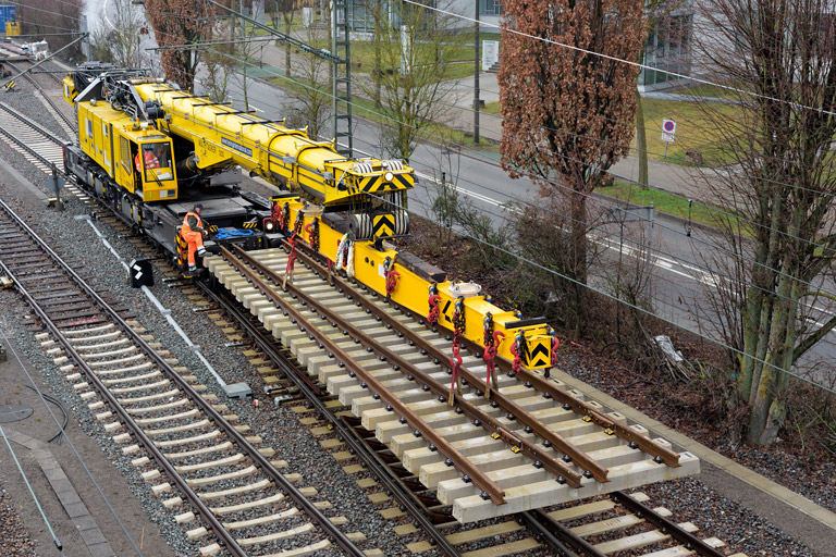 Schienenkranwagen bei km 15,8 (Februar 2024)