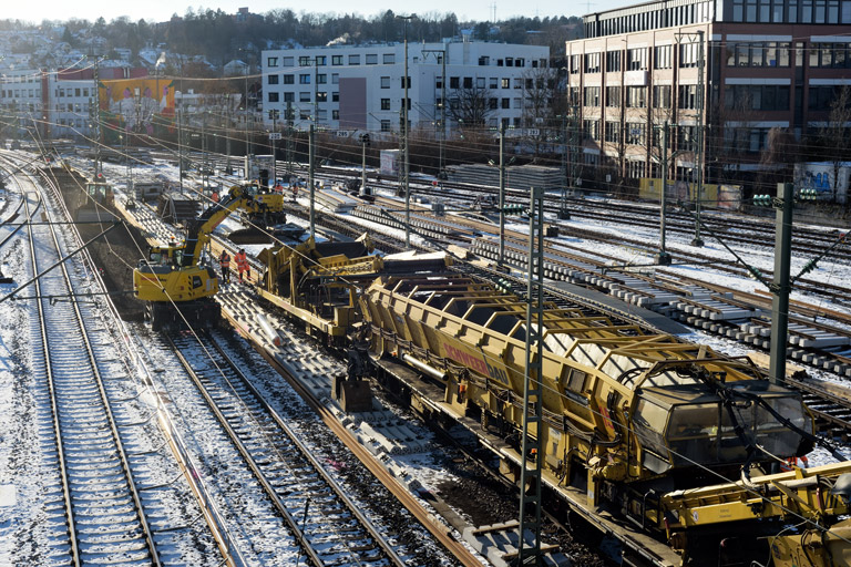Gleis- und Weichenerneuerung bei km 16,0 (Januar 2024)
