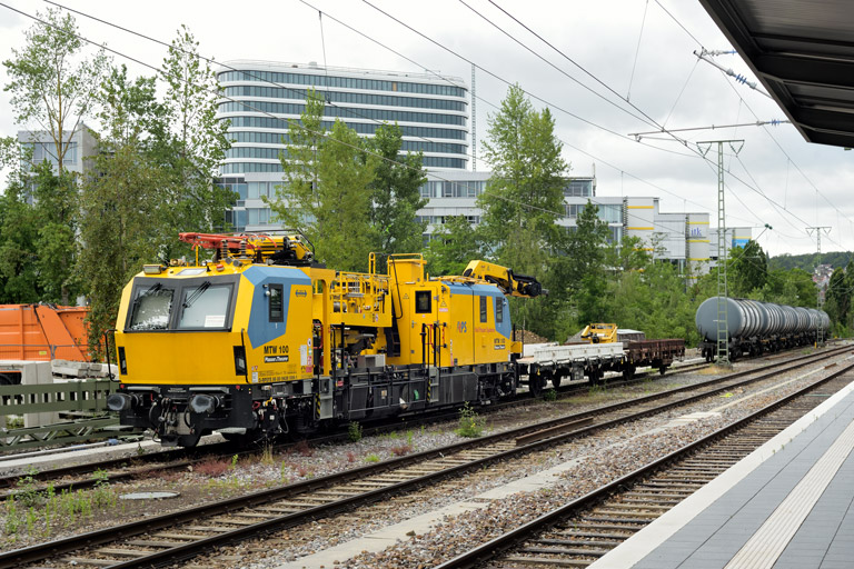 MTW 10 (99 80 9436 009-1) bei km 15,6 (Juli 2024)
