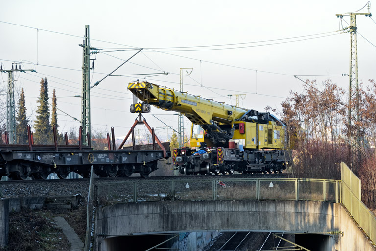 Schienenkranwagen bei km 17,2 (Januar 2024)