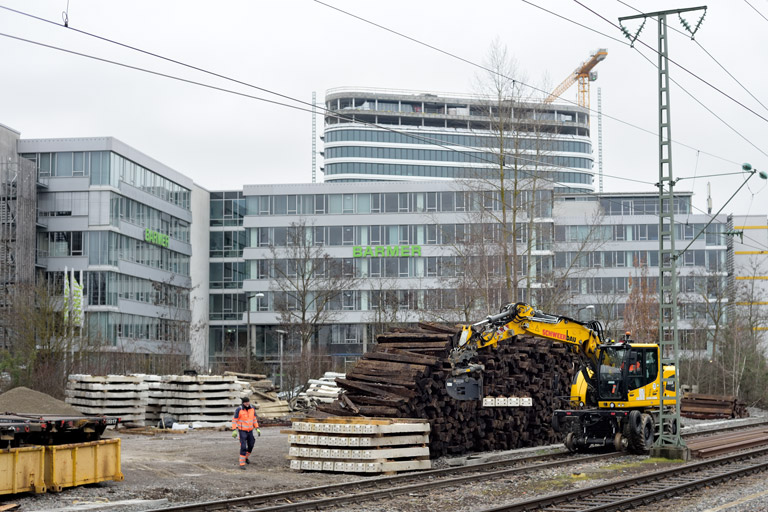 Zweiwegebagger bei km 15,6 (Januar 2024)