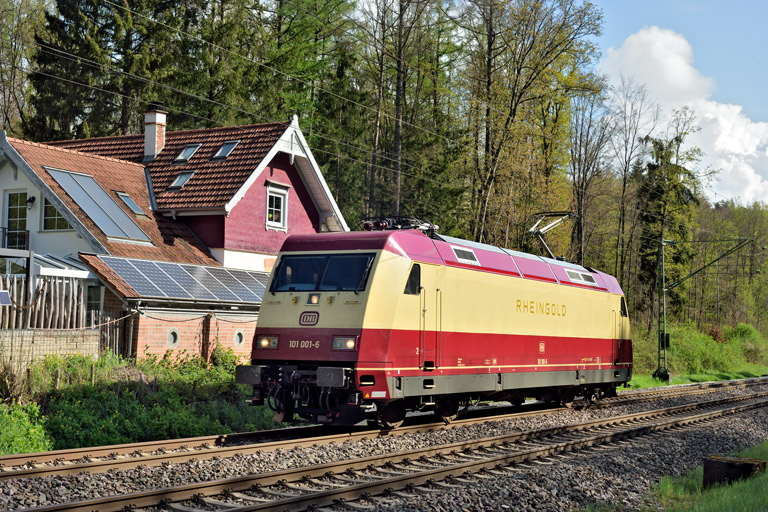 101 001 bei km 18,2 (April 2025)