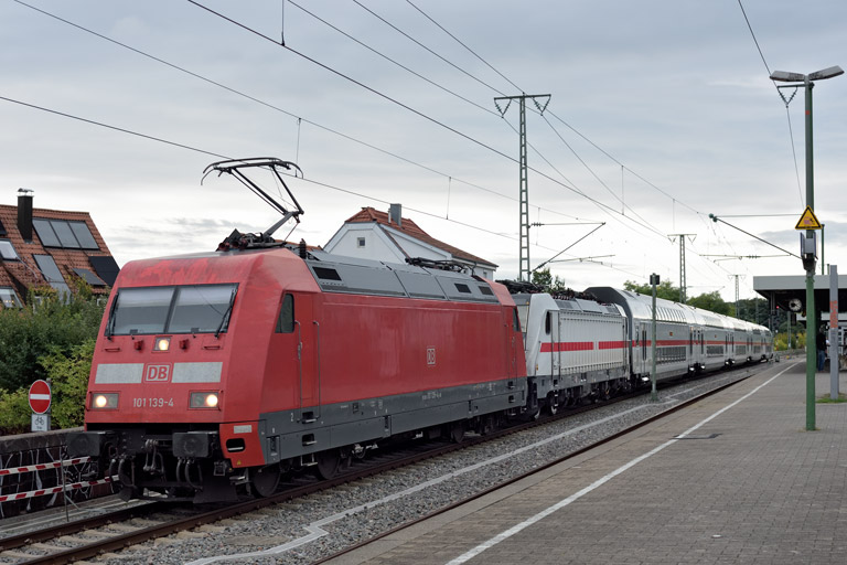 101 139 und 147 566 bei km 16,8 (September 2025)