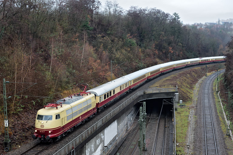 103 113 mit DZ 336 bei km 13,8 (November 2025)