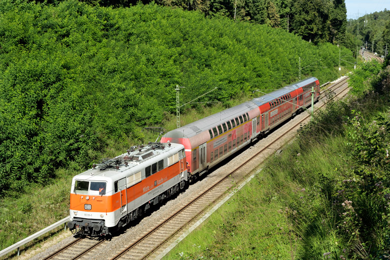 111 111 mit RE 19921 bei km 19,0 (September 2025)