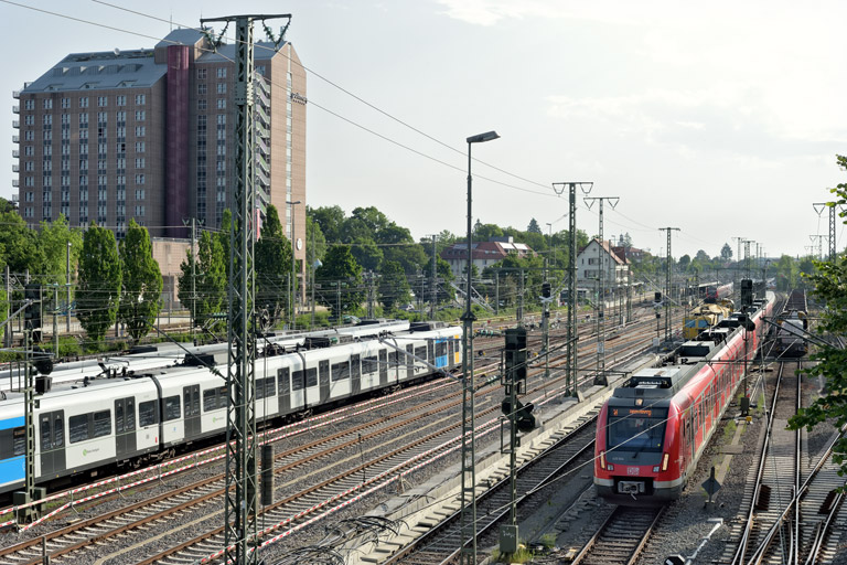 430 564 als S1 bei km 15,8 (Juni 2025)