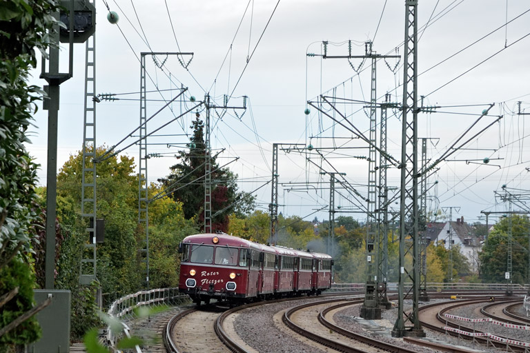 998 554, 998 081, 798 081, 998 417 und 798 469 bei km 16,4 (Oktober 2025)