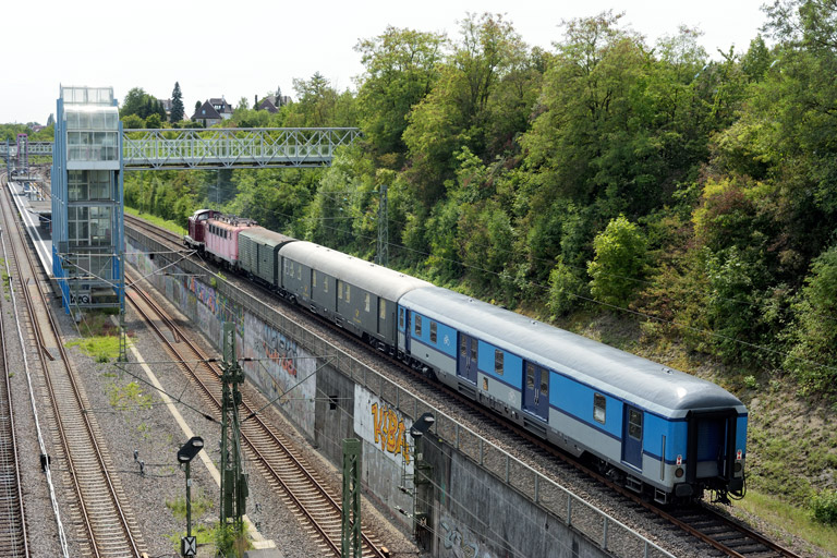 V100 2084 und 141 083 bei km 14,0 (August 2025)