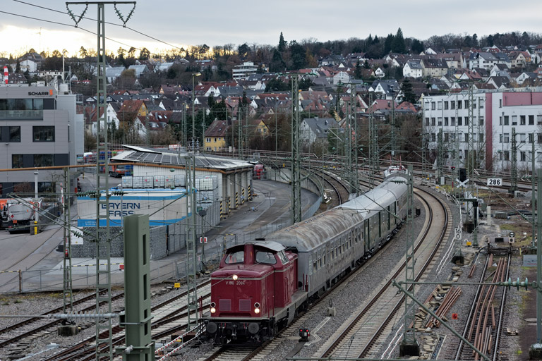 V100 2084 bei km 16,0 (November 2025)