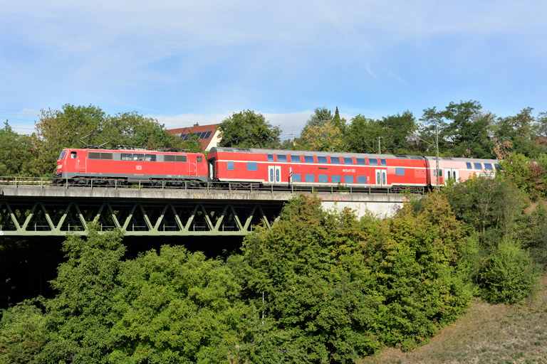 111 125 mit RE 28475 bei km 14,6 (August 2026)