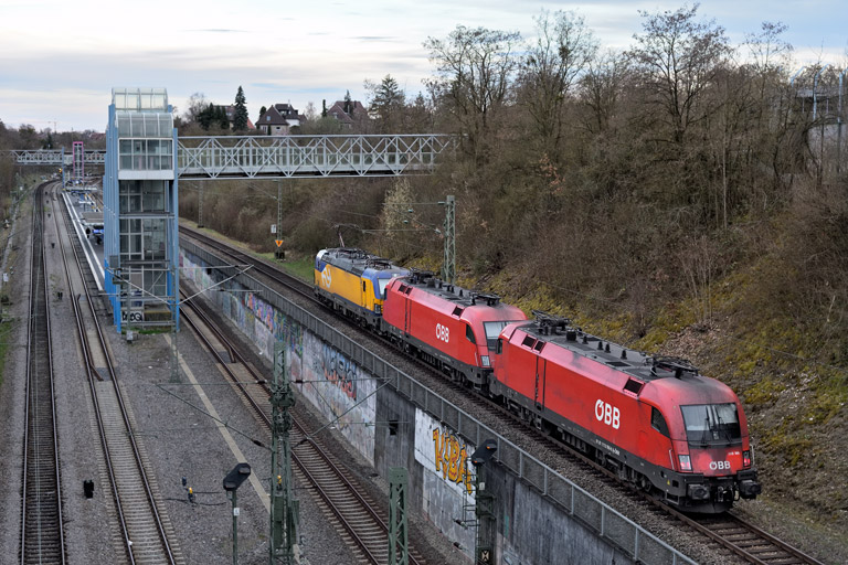 NS/ELL 193 956, &Ouml;BB 1116 167 und &Ouml;BB 1116 166 als Tfzf 62409 bei km 14,0 (M&auml;rz 2026)