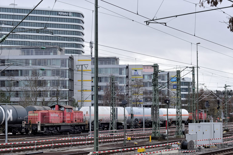 294 756 und 294 825 bei km 15,8 (Februar 2026)